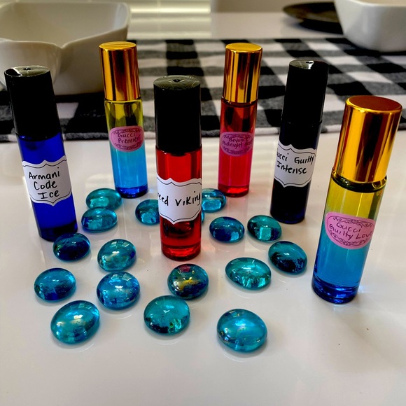 Fragrance/body oil for Male and Female - Picture 1 of 3
